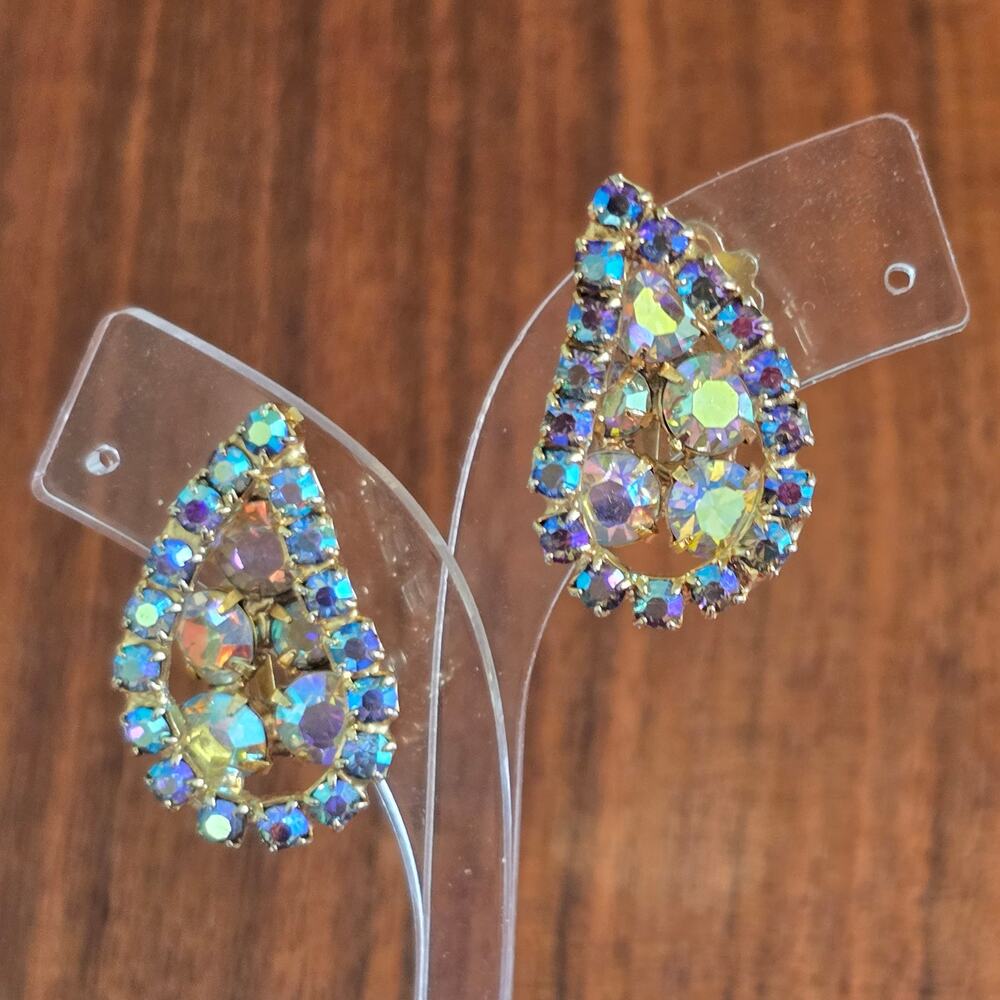 Vintage Aurora Borealis Clear Rhinestone Earrings Clip On Gold Tone Romantic